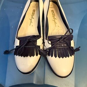 Enzo angiolini White & Navy  Leather Shoes sz 8 N Italy  Nautical spectator
